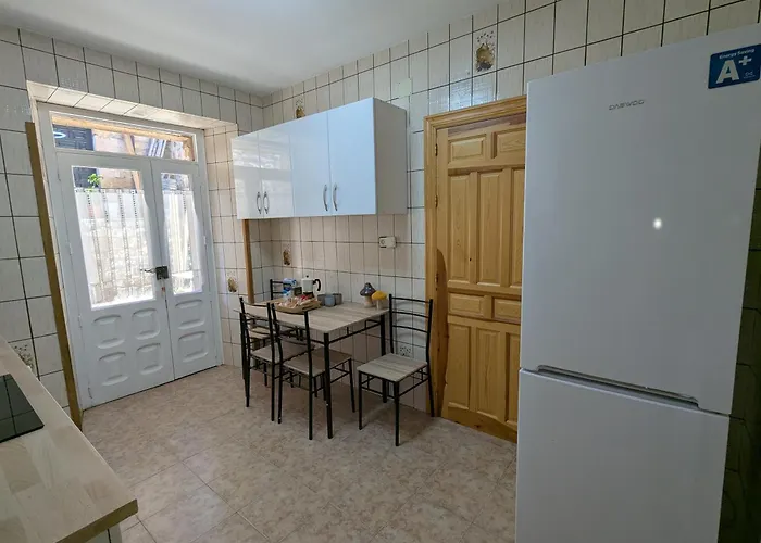 Tierra De Pinares 2 *