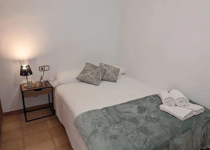 Tierra De Pinares 2 *